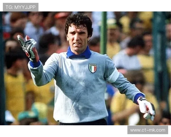 足球历史最强球员是谁 探索历史上足坛巅峰人物与他们的传奇成就