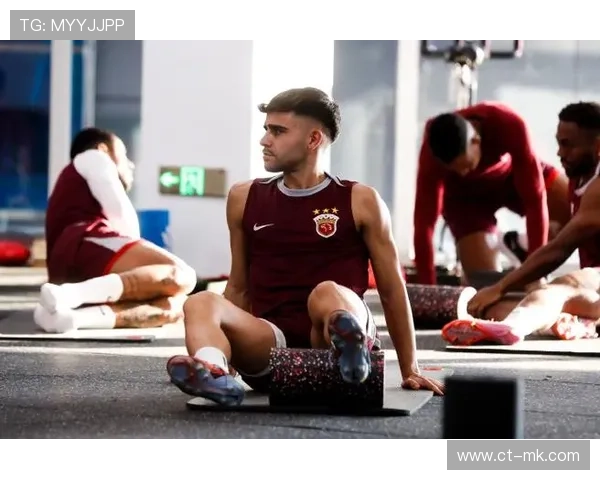 陆丰足球球星风采:从地方小将到国家队之路的崛起与传承 陆丰足球球星风采:从地方小将到国家队之路的崛起与传承